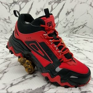 Men's Fila Oakmont Tr Mid Black | Red | Grey Sneakers NWT